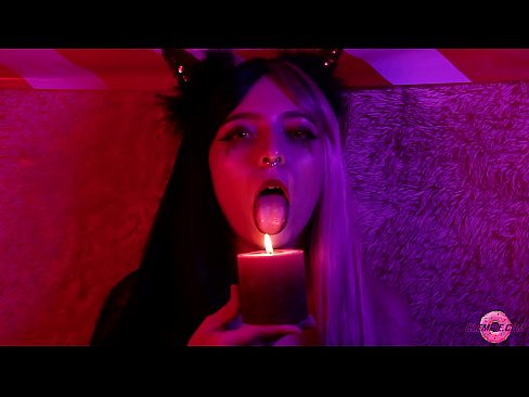 ❤️ Μια παθιασμένη πίπα από ένα σέξι Succubus με ένα σπέρμα στο στόμα της. ❤❌ Ποιότητα πορνό